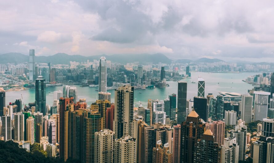 The Risks and Rewards of Real Estate Investment Trusts (REITs